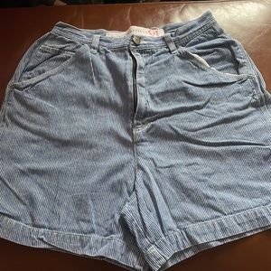 Gloria Vanderbilt Jean Cargo Shorts Size 8